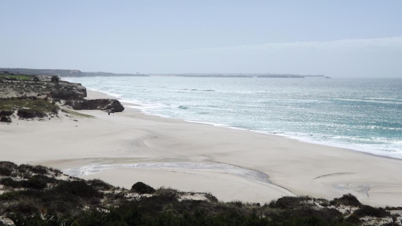Vila Dos Principes In Praia D'El Rey Praia del Rei Luaran gambar